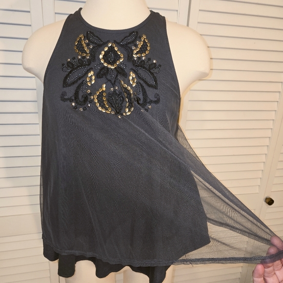 Hollister Sleeveless "Sheer Shelled" Beaded & Jeweled Swing Top - Picture 4 of 16